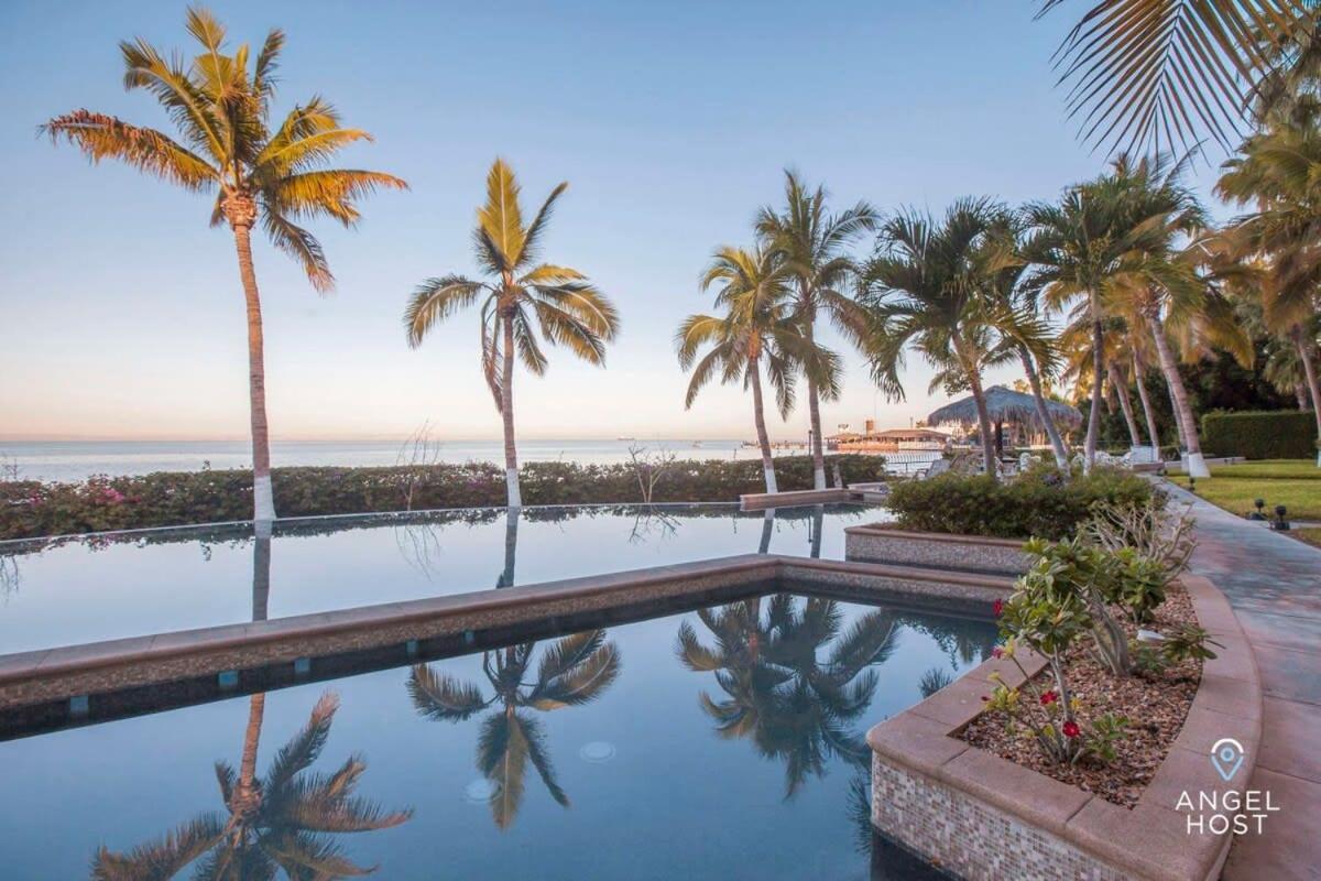 Private Oceanview Balcony & Infinity Pool Onsite Villa Ла Пас Екстериор снимка