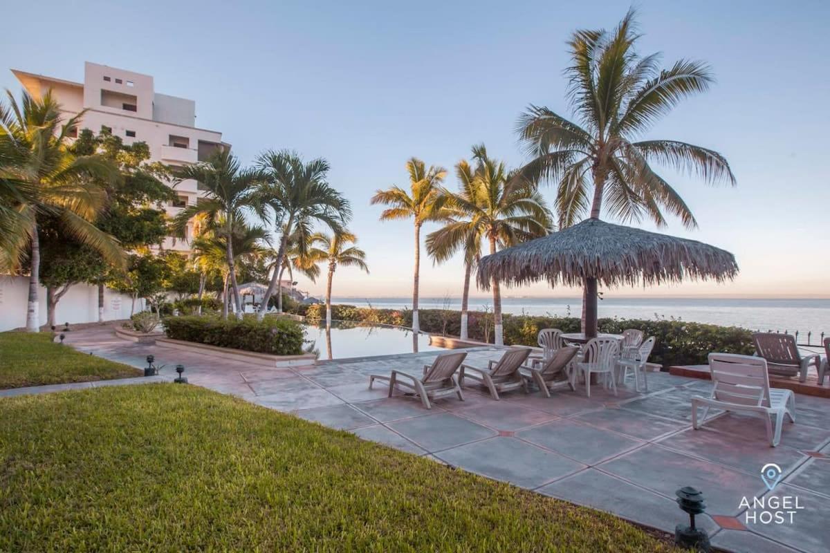 Private Oceanview Balcony & Infinity Pool Onsite Villa Ла Пас Екстериор снимка