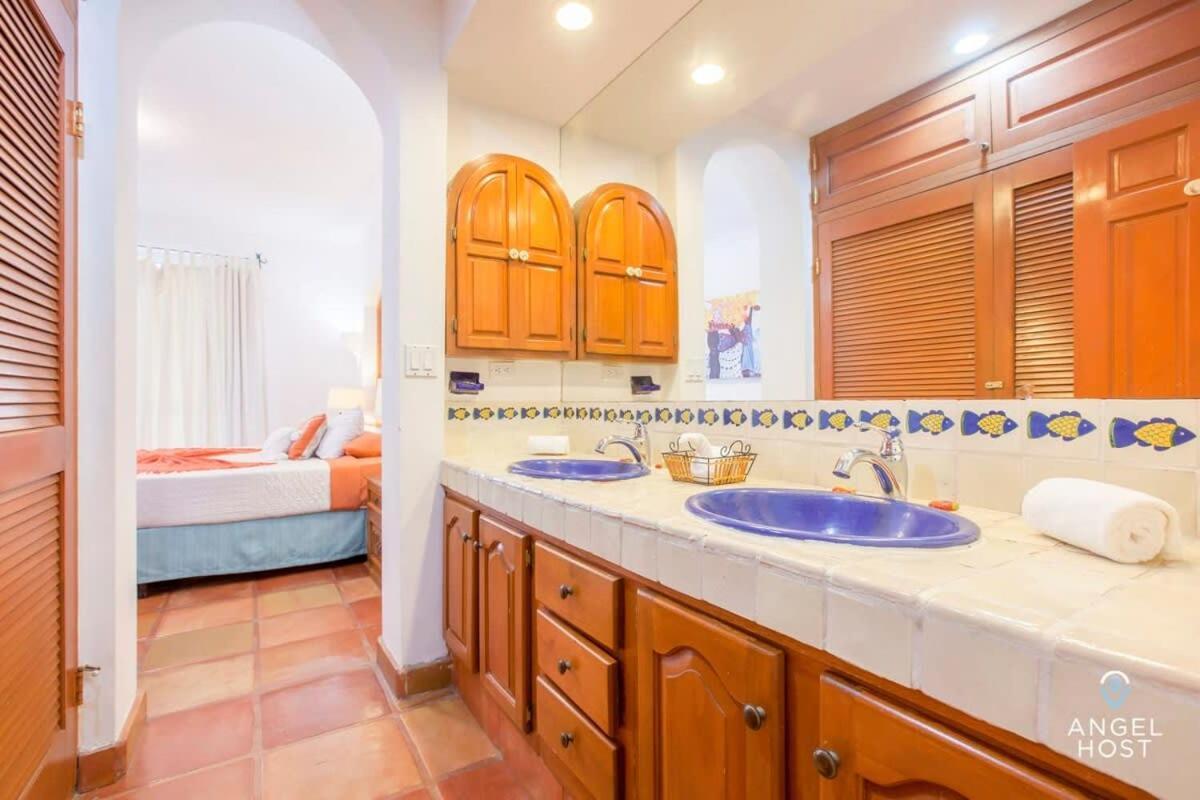 Private Oceanview Balcony & Infinity Pool Onsite Villa Ла Пас Екстериор снимка