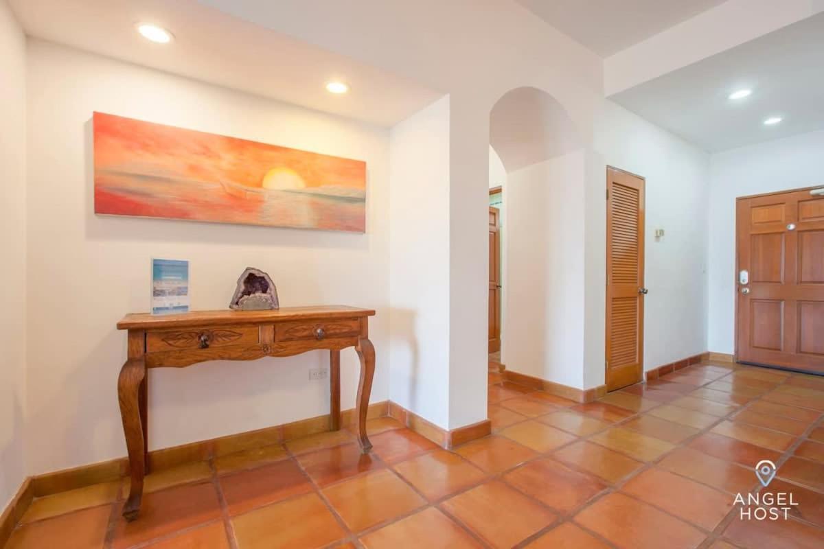 Private Oceanview Balcony & Infinity Pool Onsite Villa Ла Пас Екстериор снимка
