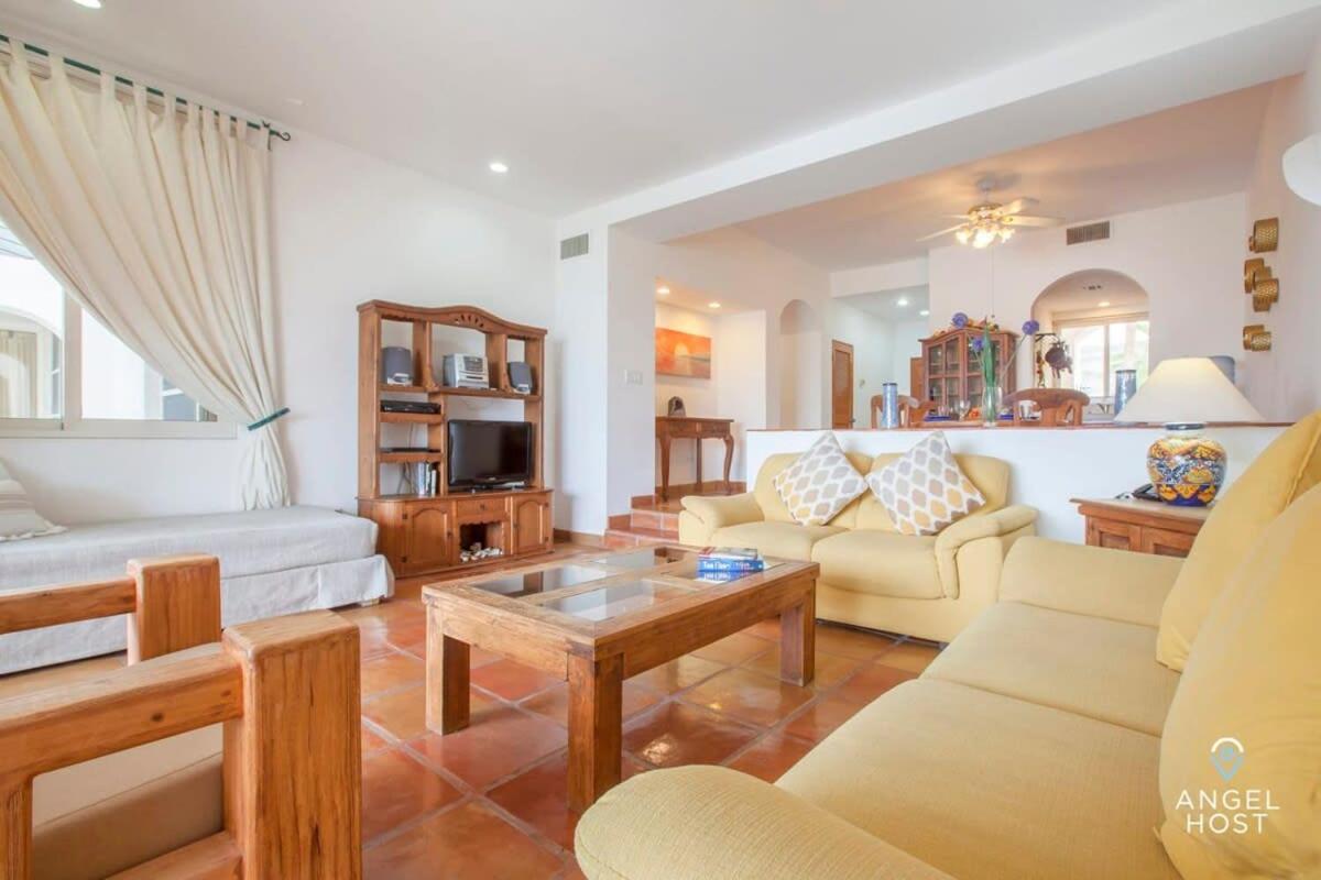 Private Oceanview Balcony & Infinity Pool Onsite Villa Ла Пас Екстериор снимка
